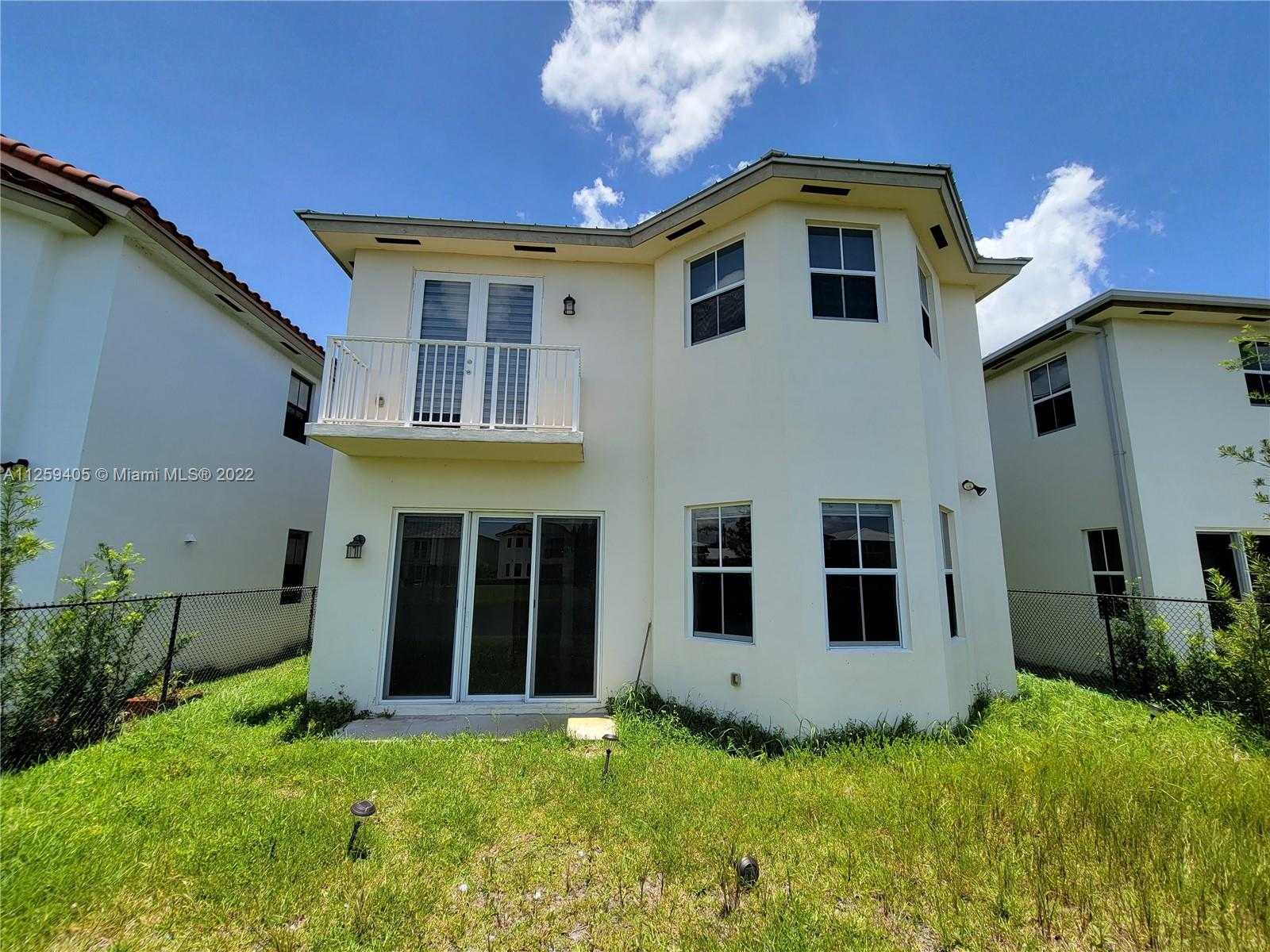 Будинок в Doral, Florida 11621975