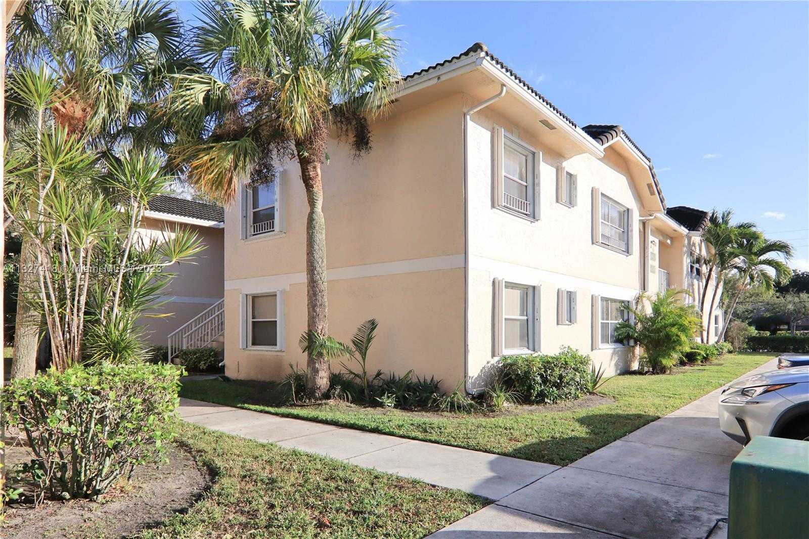 公寓 在 Coral Springs, Florida 11621992
