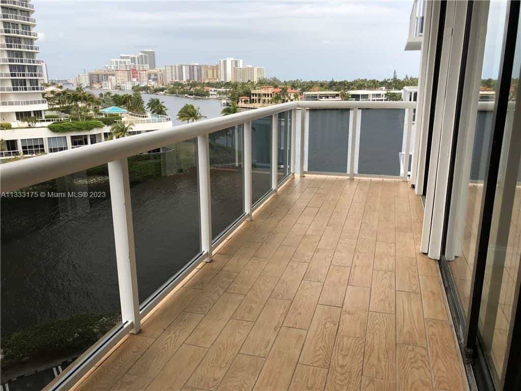 Condominium in Golden Beach, Florida 11622013