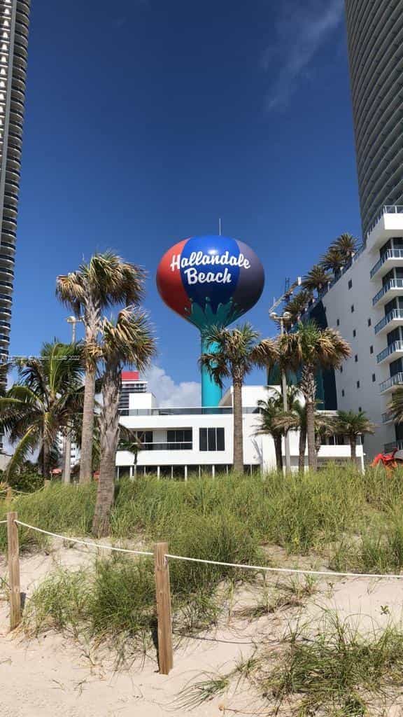 Condominium dans Hallandale Beach, Florida 11622023