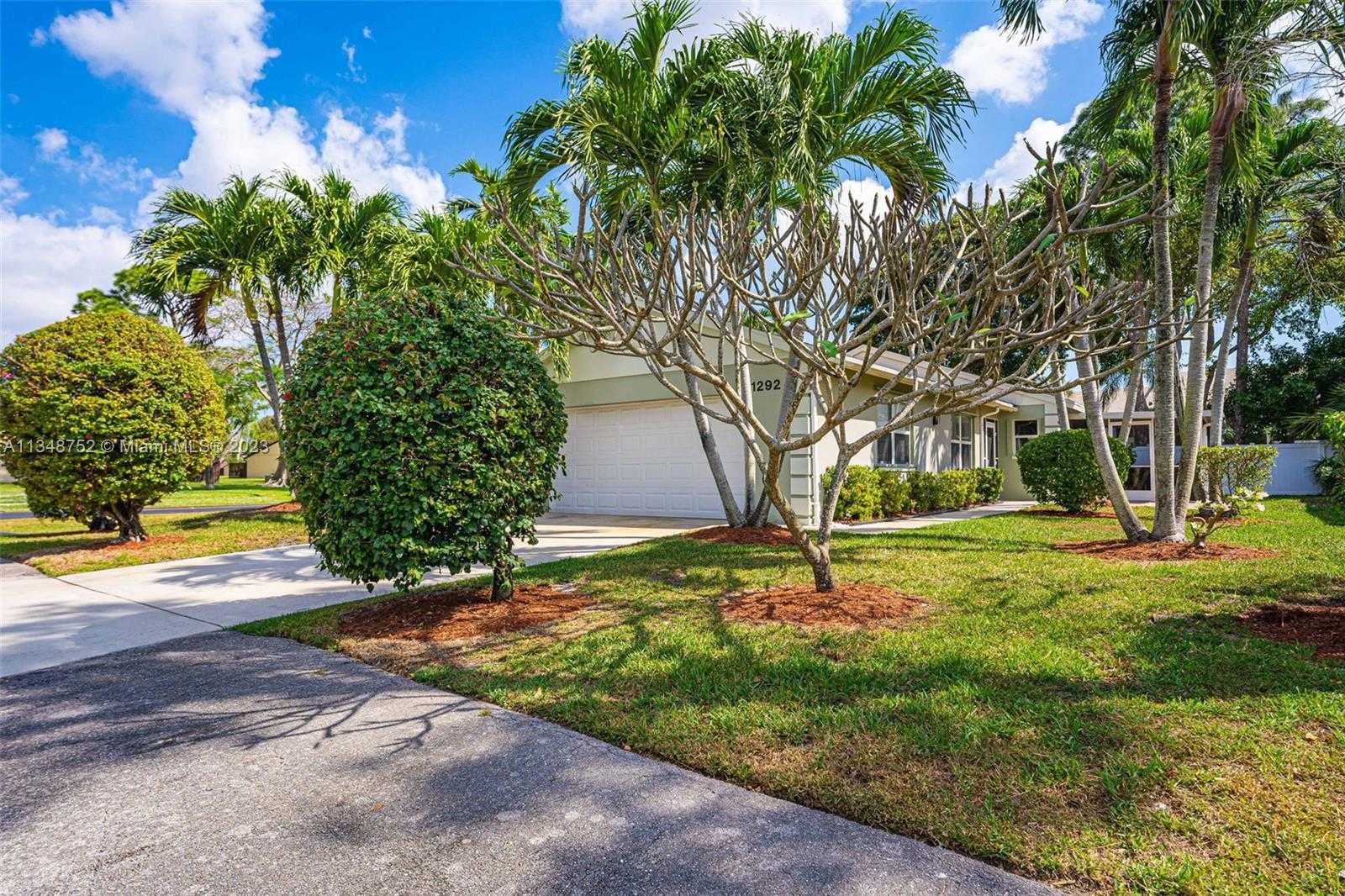 House in West Palm Beach, Florida 11622034