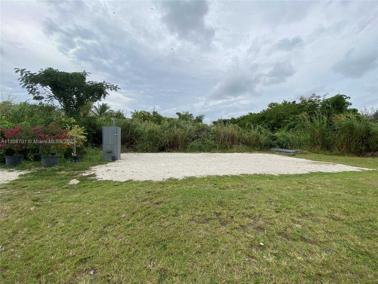 Land in Country Walk, Florida 11622063