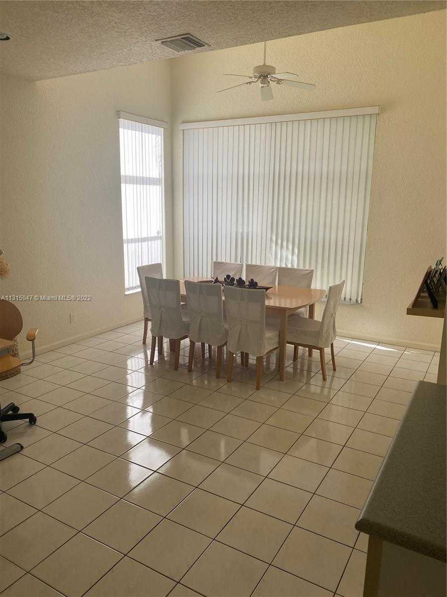 House in Boca West, Florida 11622089