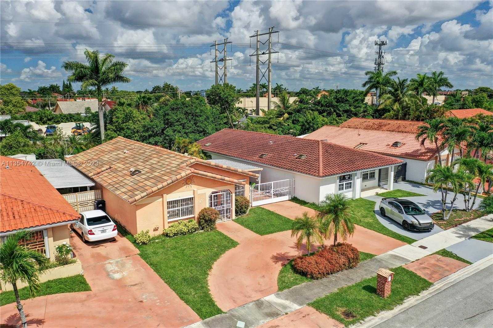 Будинок в Miami, Florida 11622129
