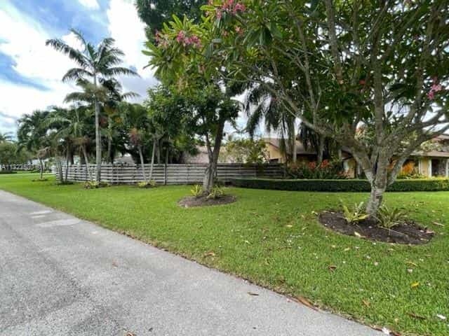 House in Miami, Florida 11622142