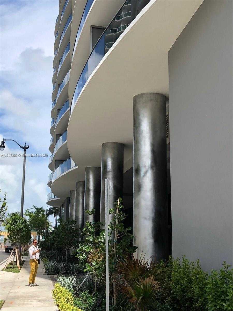 Condominium in Miami, Florida 11622181