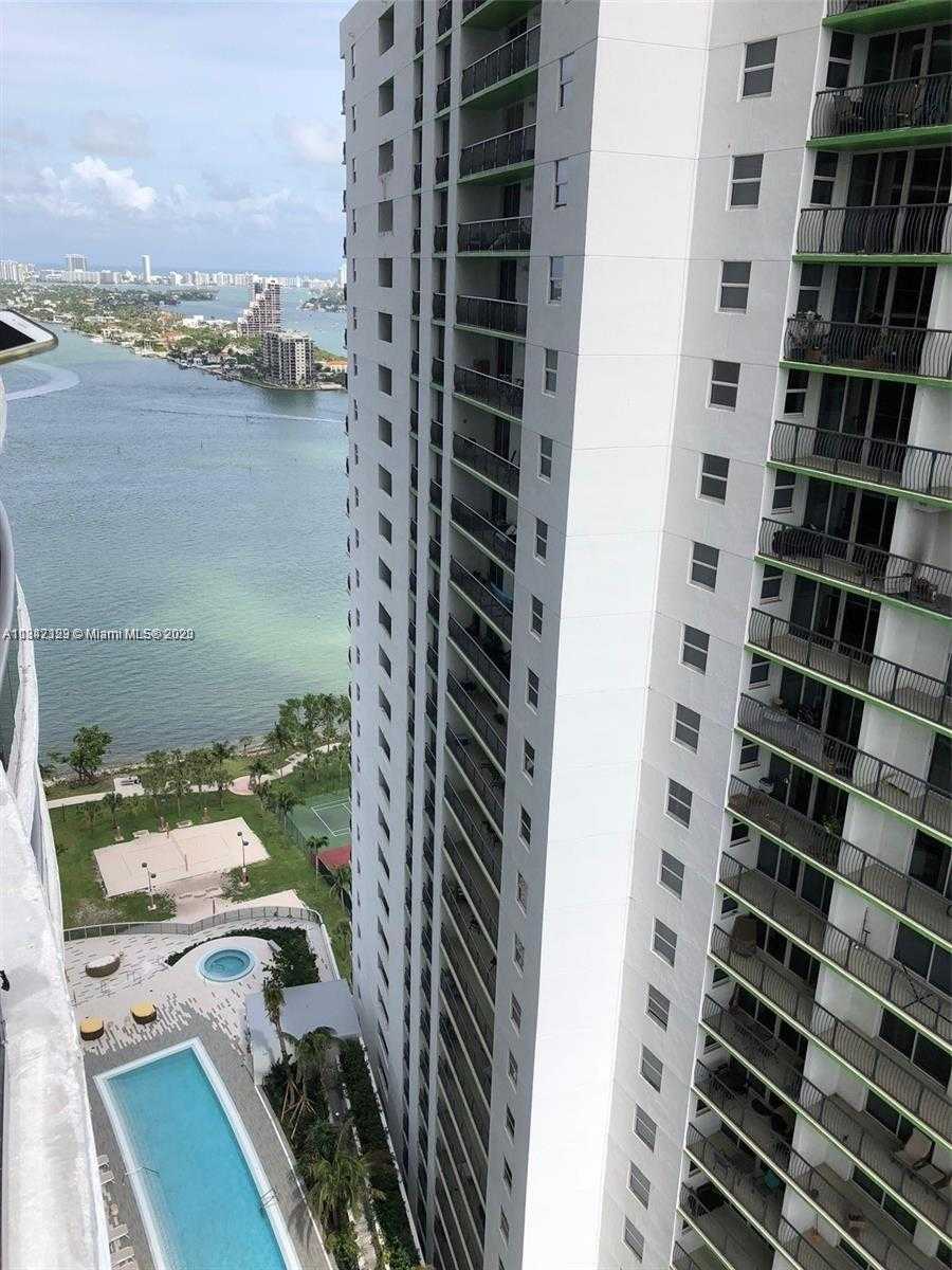 Condomínio no Miami, Florida 11622181