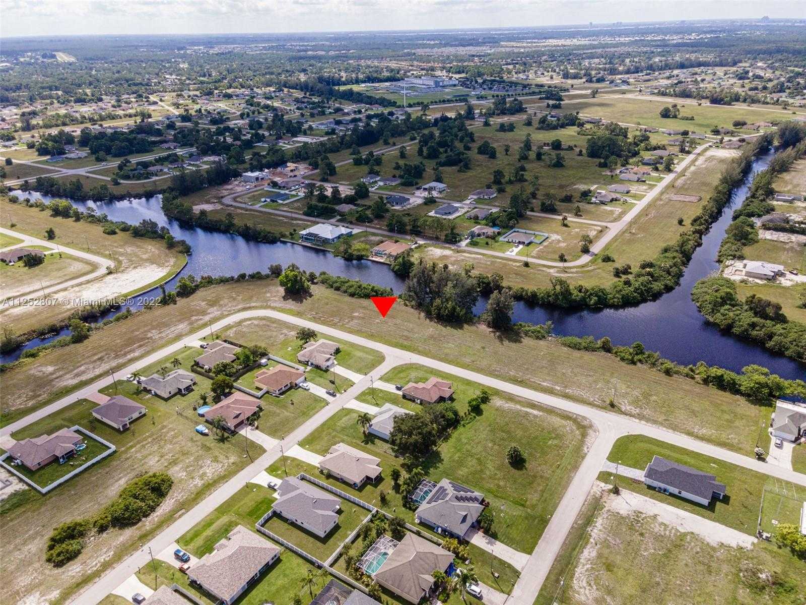 Land in Gilchrist, Florida 11622184
