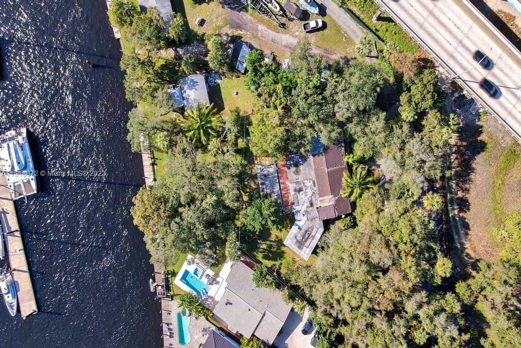 жилой дом в Chula Vista Isles, Florida 11622192