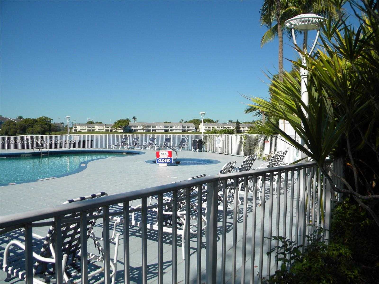 Condominium in Lauderdale Lakes, Florida 11622197