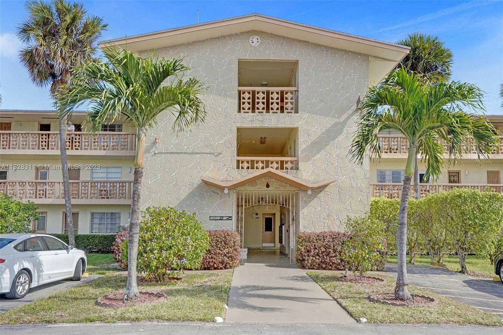 Condominium in Miami, Florida 11622201