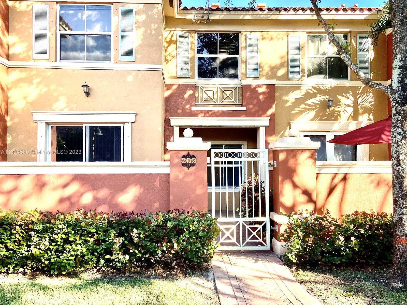 Будинок в Doral, Florida 11622209