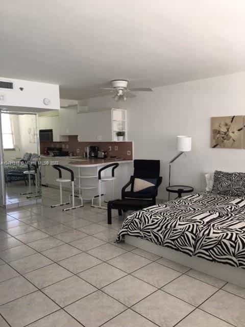 House in Miami Beach, Florida 11622242
