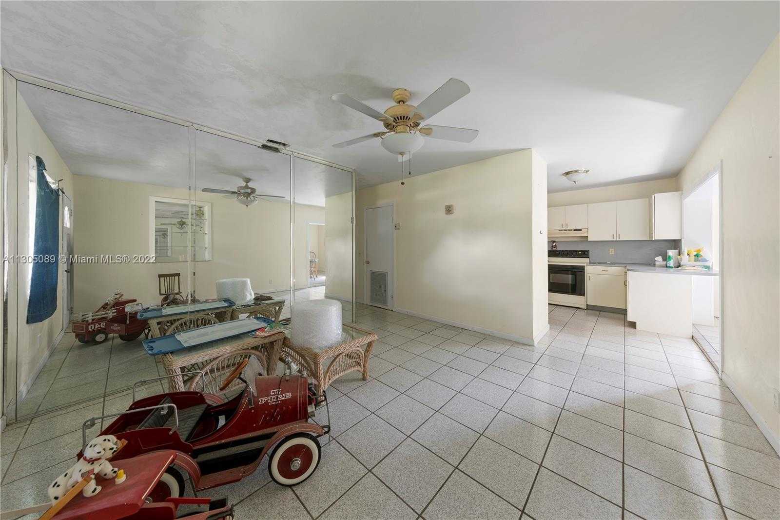 House in Homestead, Florida 11622251