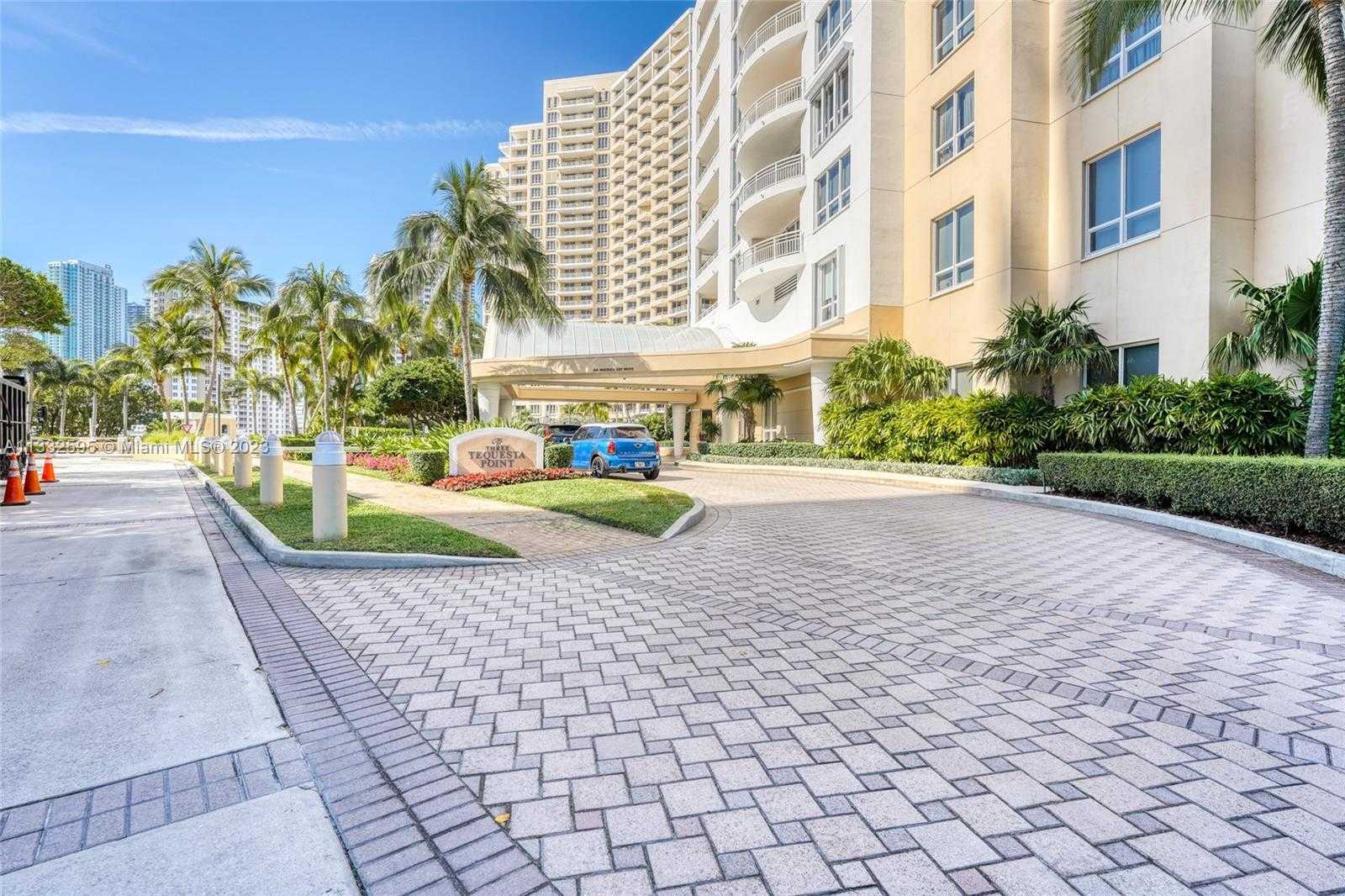 Eigentumswohnung im Miami, Florida 11622269