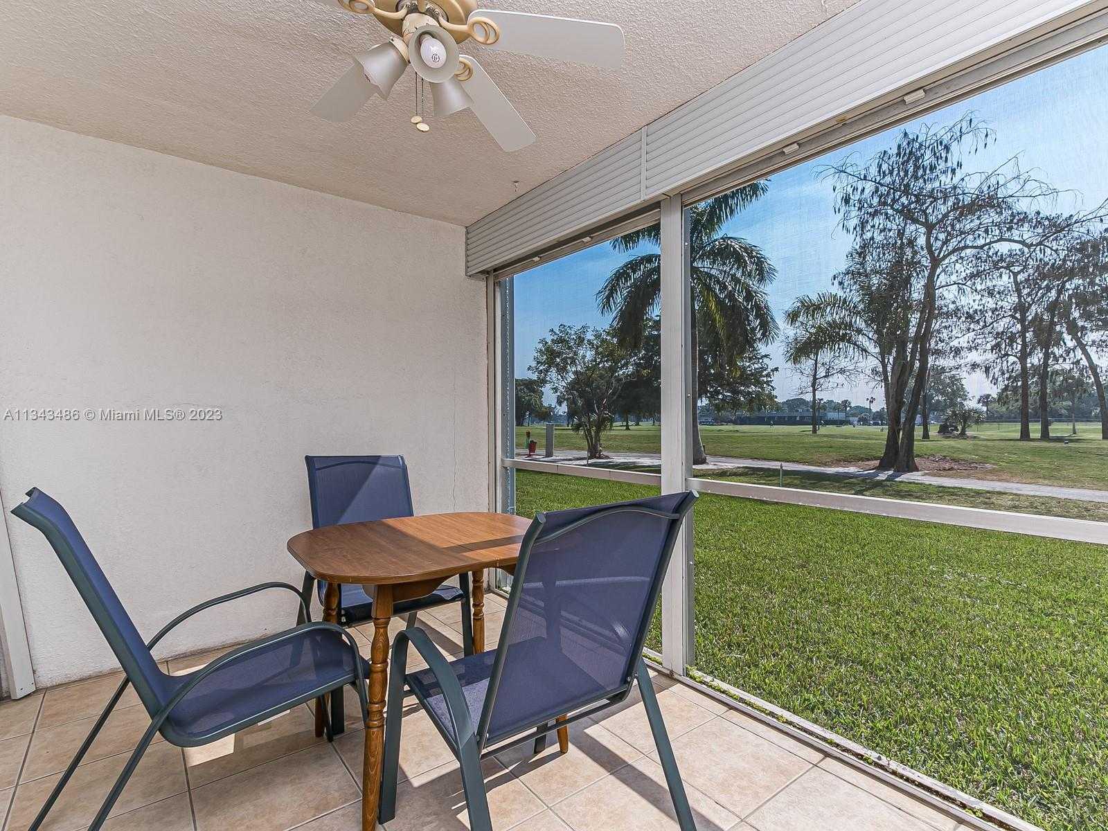 Condominium in Margate, Florida 11622294