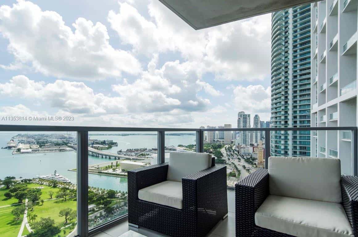 公寓 在 Miami, Florida 11622295