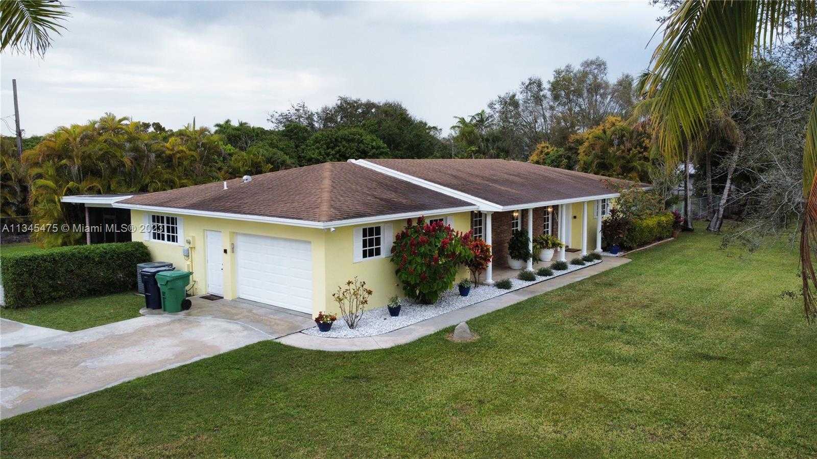 House in Homestead, Florida 11622352