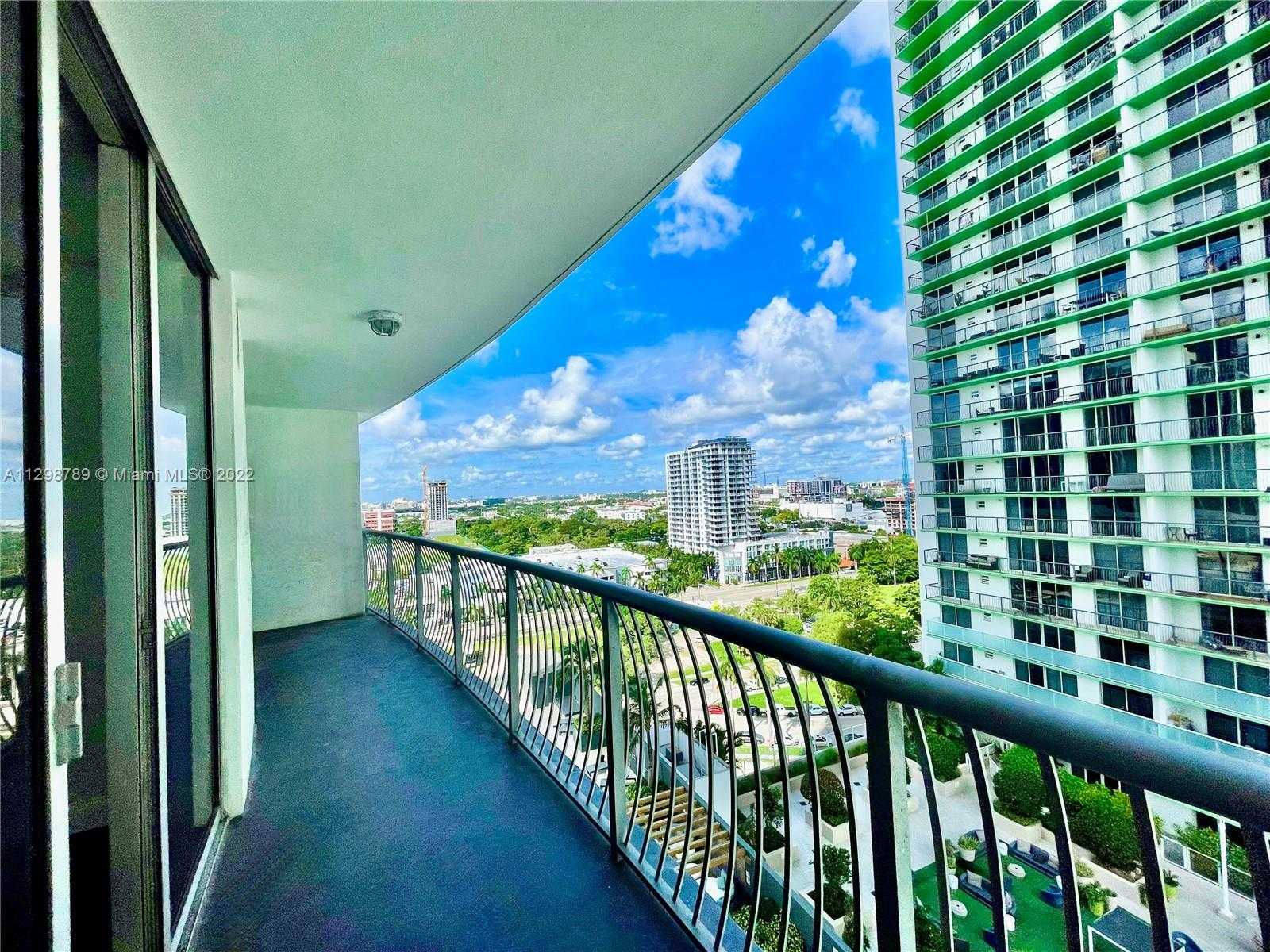 Condominium in Miami, Florida 11622387