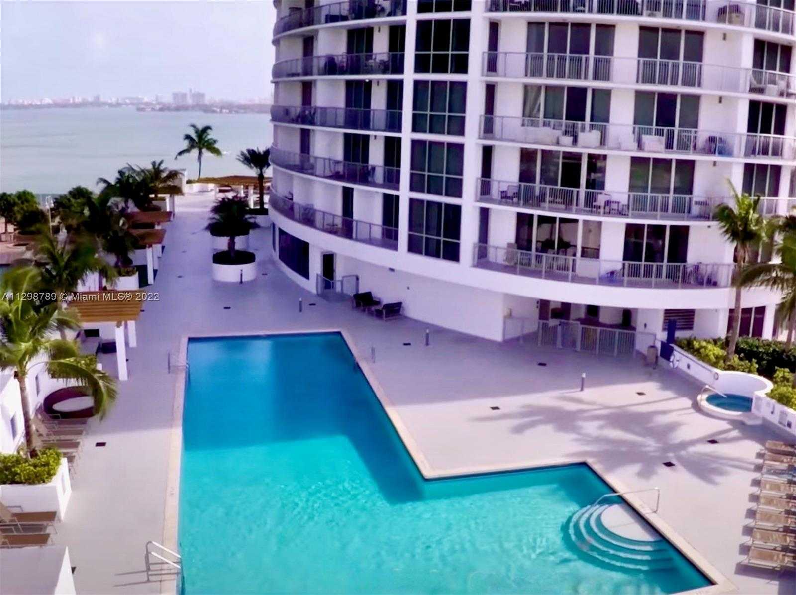 Condominium in Miami, Florida 11622387