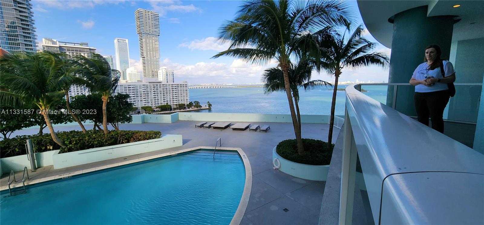 loger dans Miami, Florida 11622425