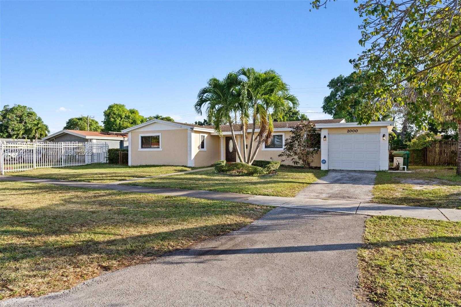 Huis in Miami Gardens, Florida 11622431