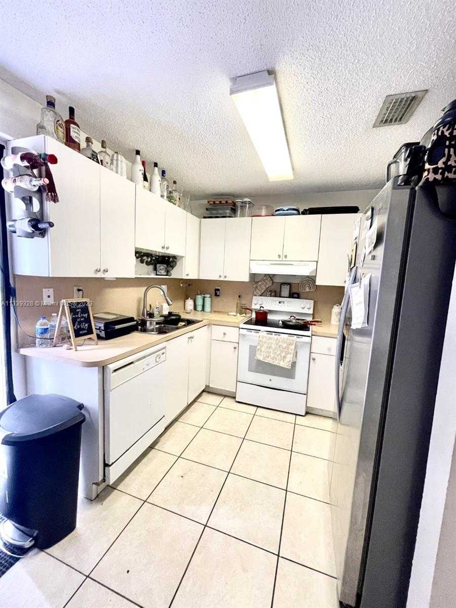 House in Homestead, Florida 11622455