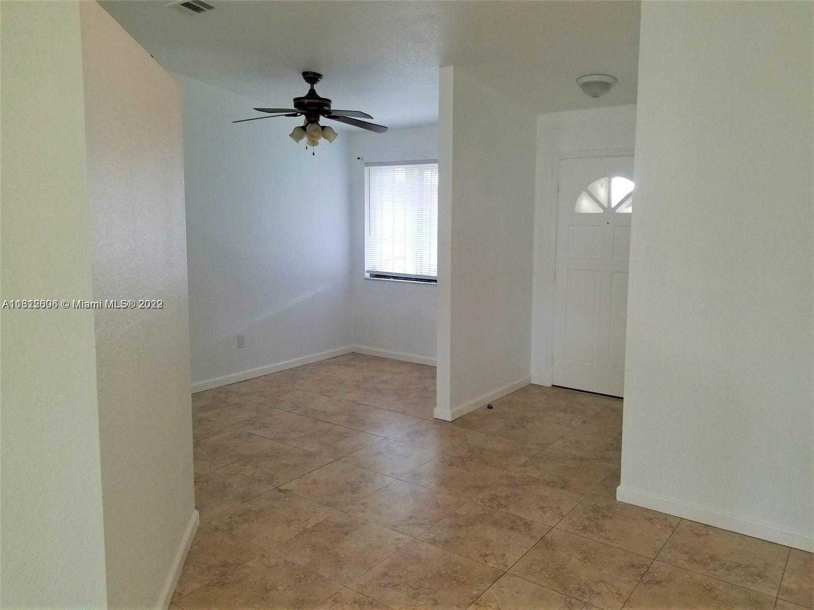 House in South Miami Heights, Florida 11622475