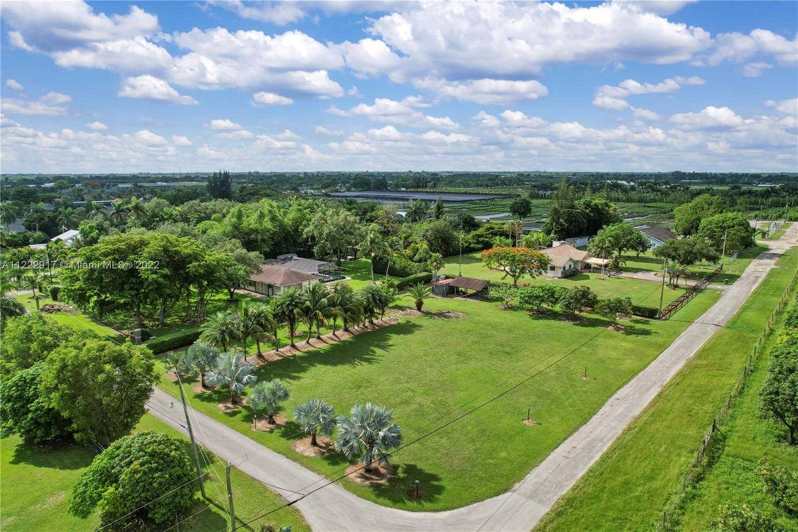 Land in Roodland, Florida 11622489