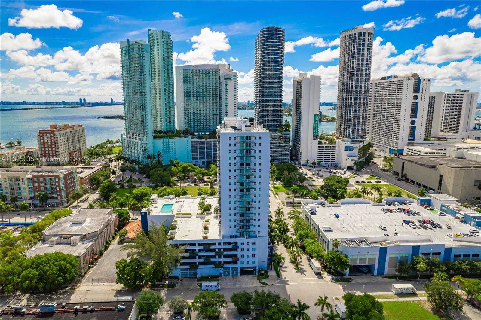 Hus i Miami, Florida 11622499