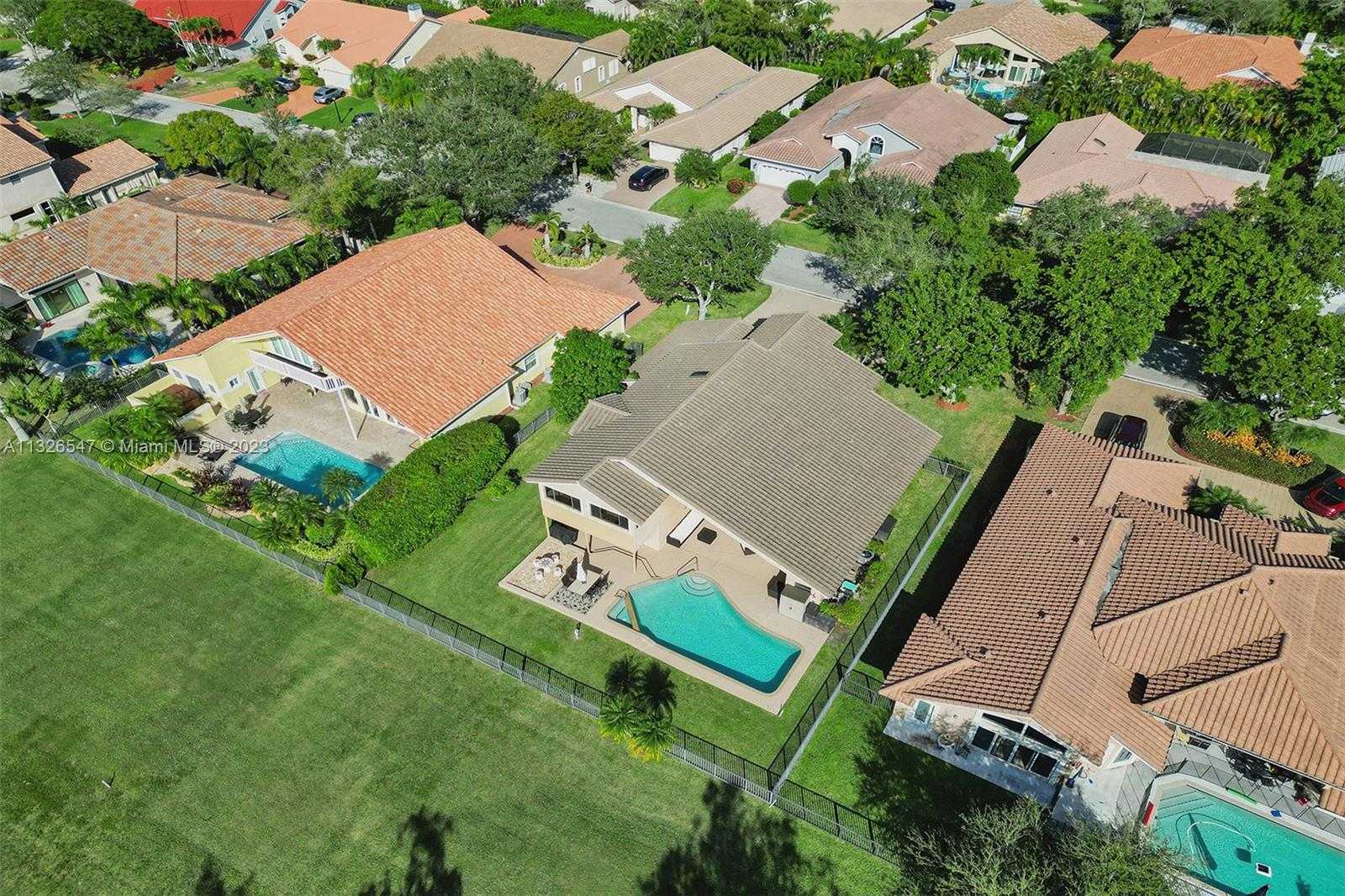 Huis in Coral Springs, Florida 11622505