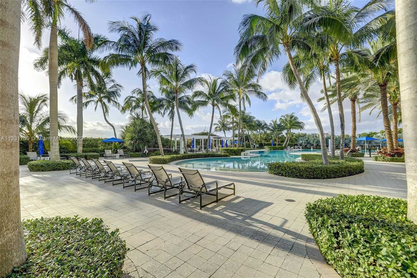 Eigentumswohnung im Pompano Beach, Florida 11622506