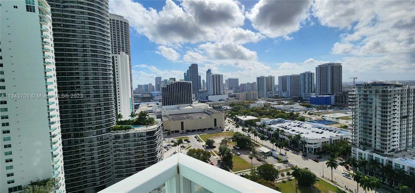 Condomínio no Miami, Florida 11622526