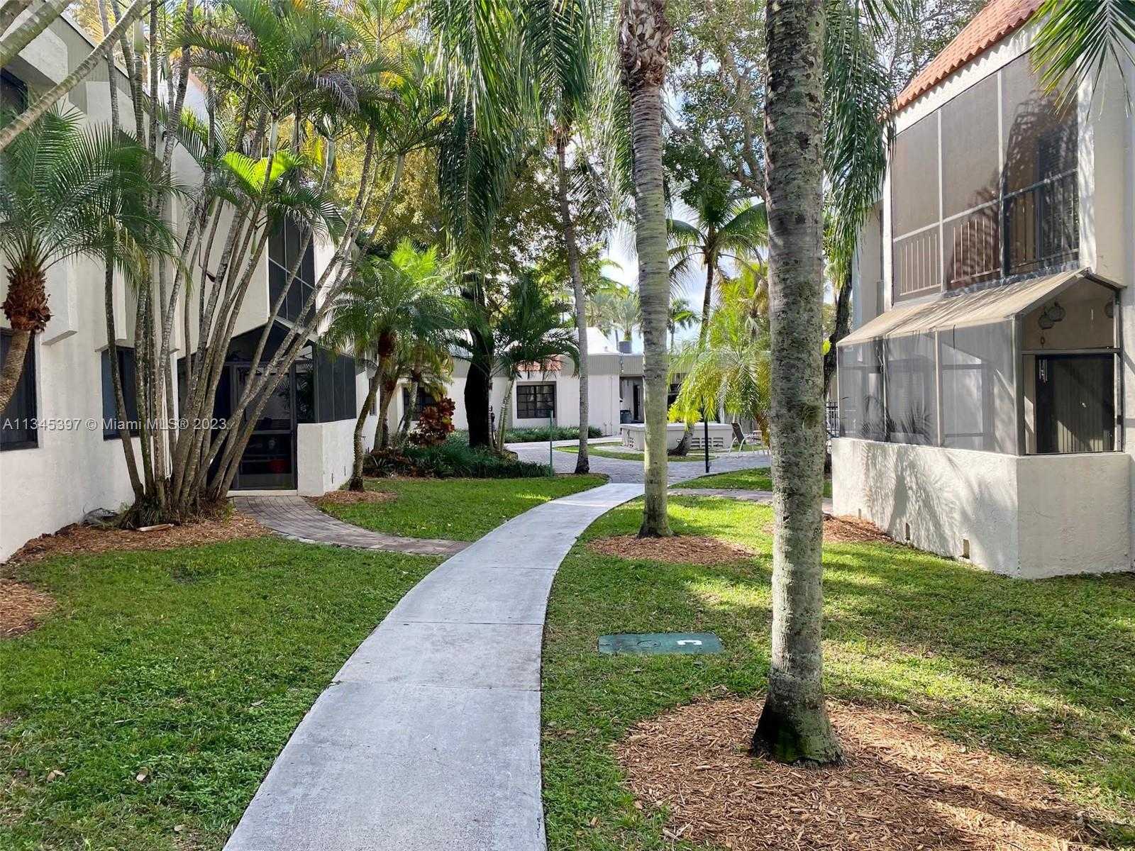 Condominium in Miami, Florida 11622532
