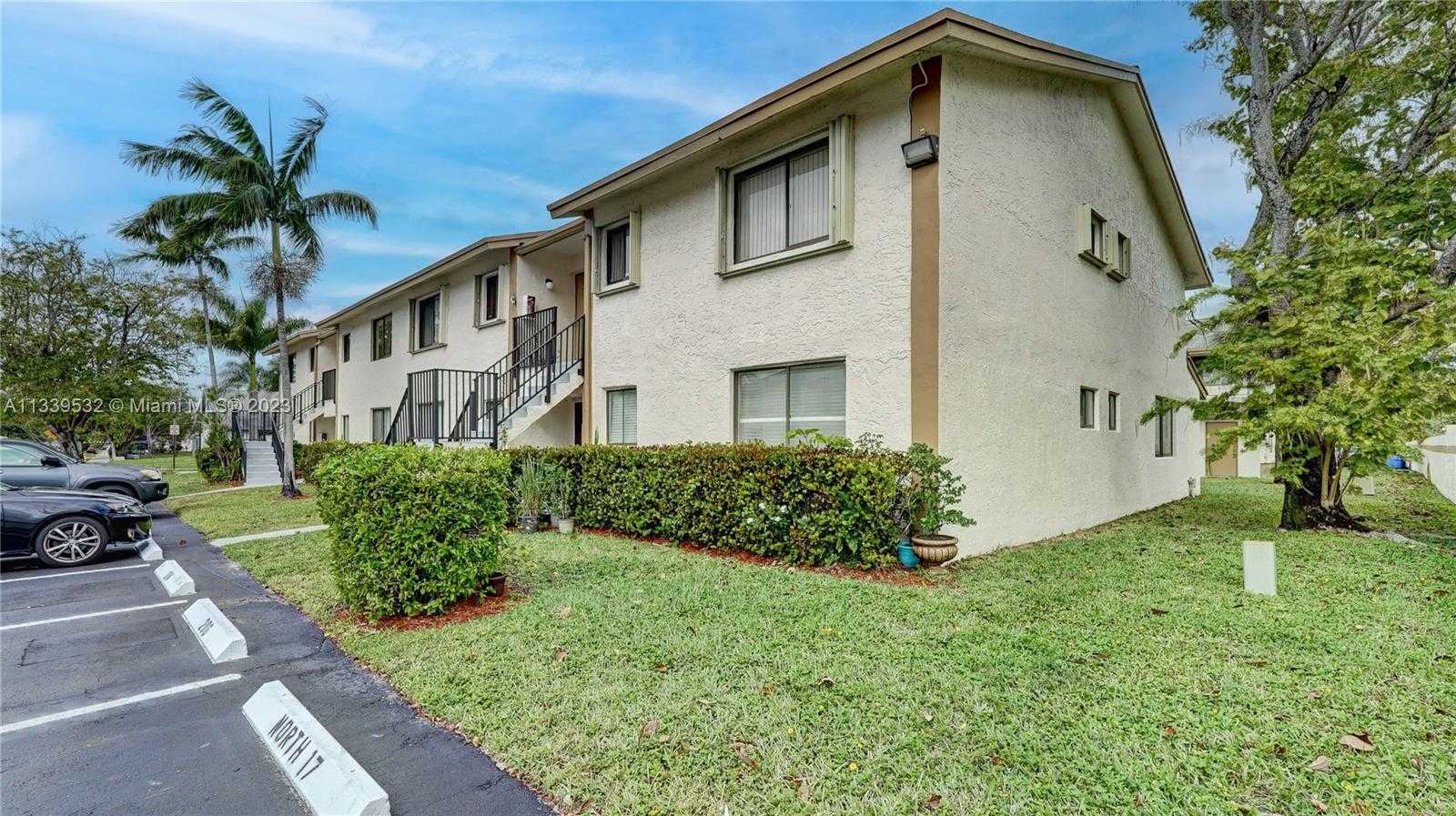Condominium in Margate, Florida 11622580