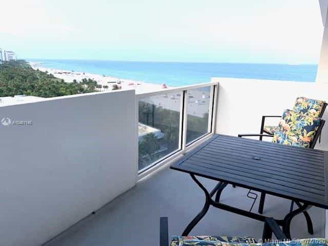 House in Miami Beach, Florida 11622691