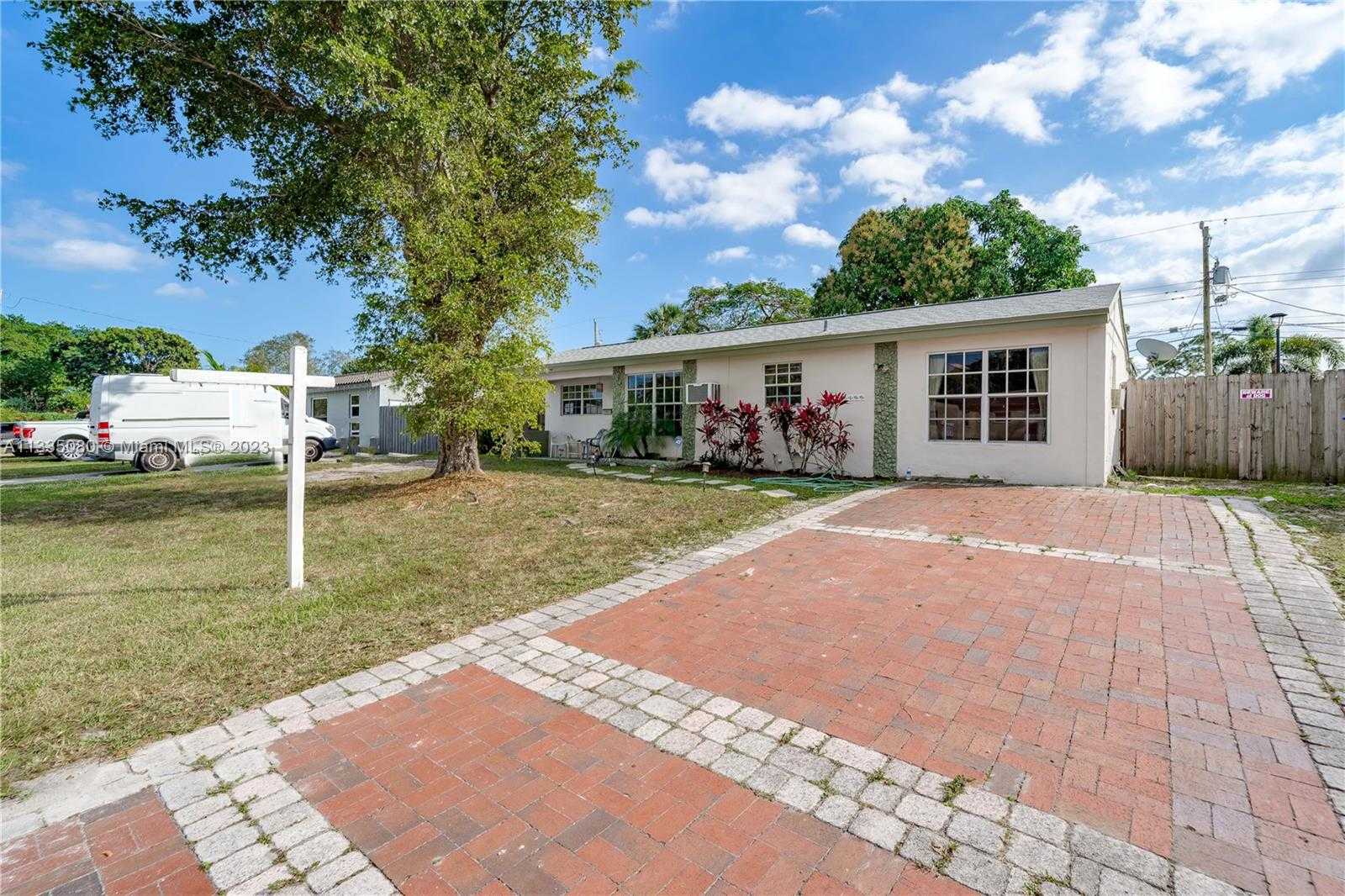 Huis in Drijfhout Acres, Florida 11622773