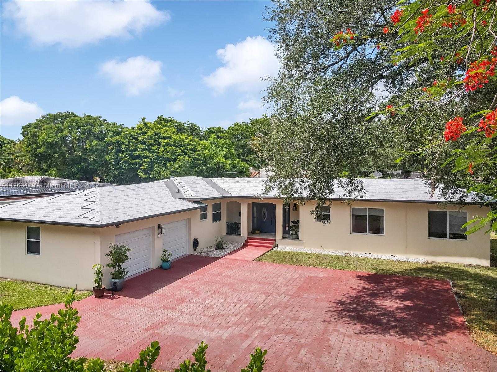 House in South Bay Estates, Florida 11622781