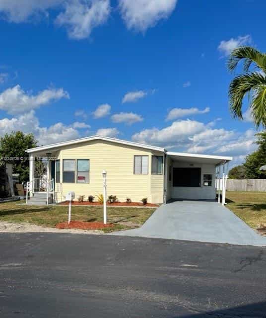 Haus im Lake Worth, Florida 11622788