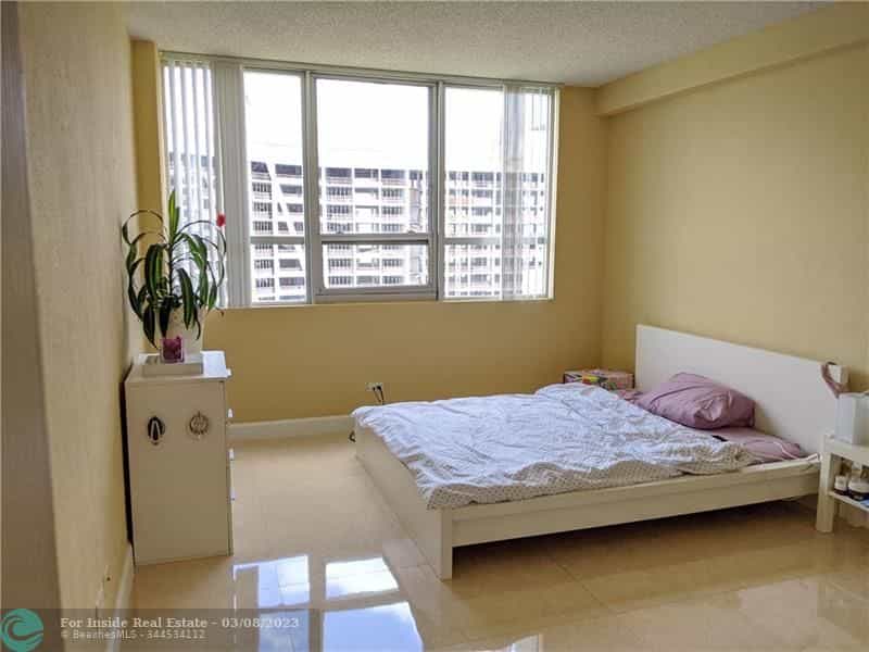 公寓 在 Miami Beach, Florida 11622799
