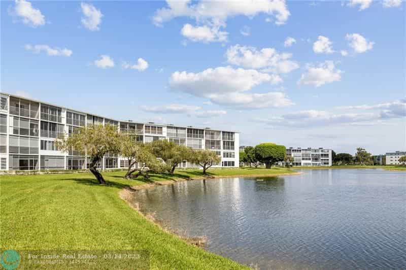 Eigentumswohnung im Hamptons at Boca Raton, Florida 11622808