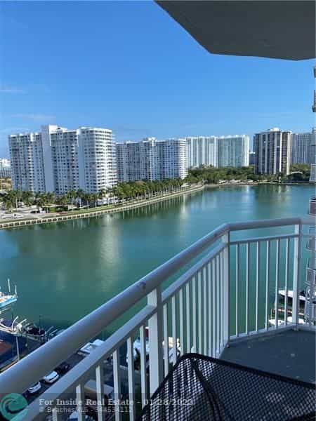 Condominium in Aventura, Florida 11622835