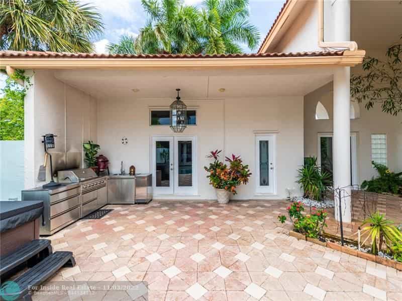 σπίτι σε Coral Springs, Florida 11622851