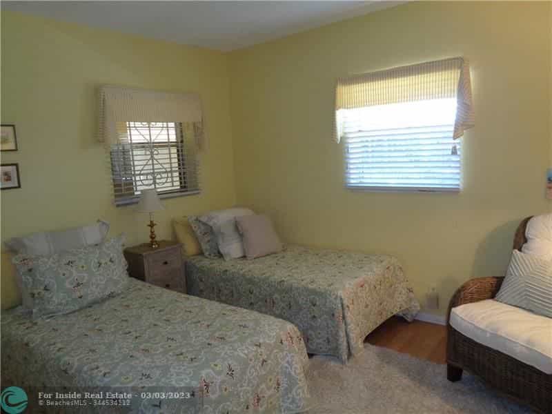 Condominium in Pompano Beach, Florida 11622894
