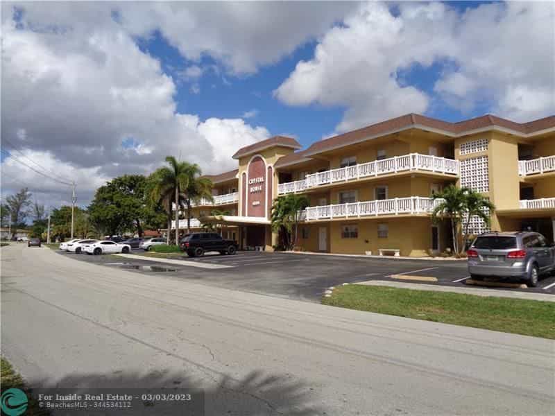 Condominium dans Vue sur le lac, Floride 11622894