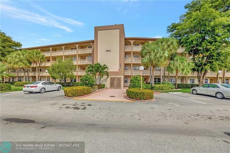 Condominium in Coconut Creek, Florida 11622907