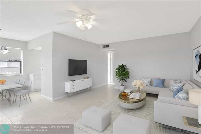 公寓 在 迪尔菲尔德海滩, 佛罗里达 11622913