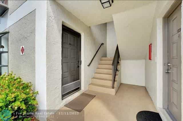 Будинок в Sabal Palms Estates, Флорида 11622916