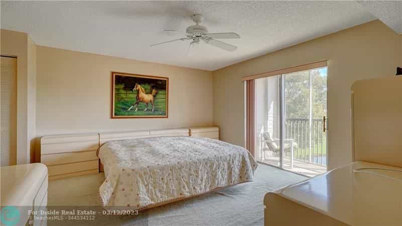 Residenziale nel Pembroke Pines, Florida 11622918