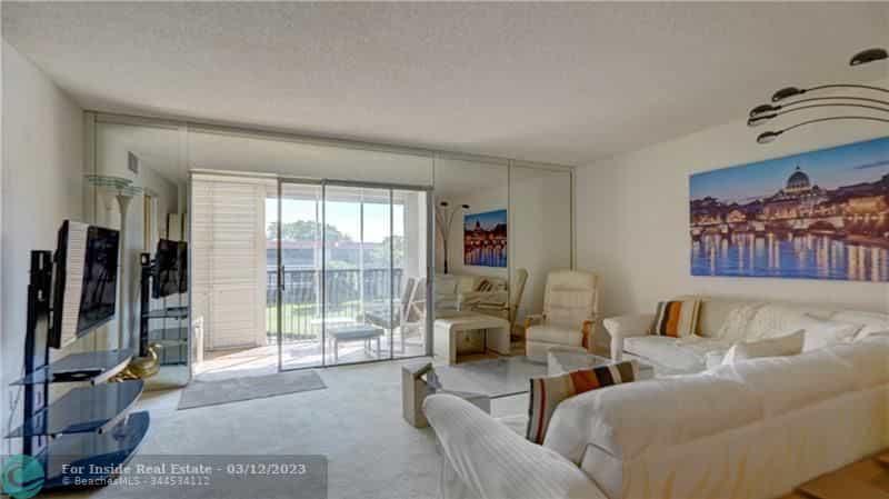 Condominium dans Ville de Cooper, Floride 11622918